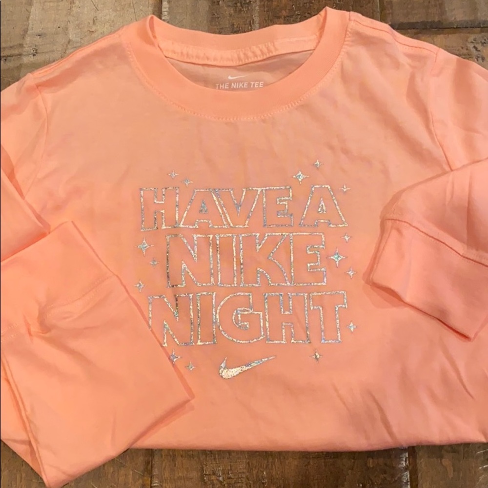 Nike long sleeve T-shirt